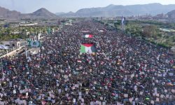 تظاهرة مليونية بصنعاء ترفض المؤامرة على غزة باسم "خطة ترامب"